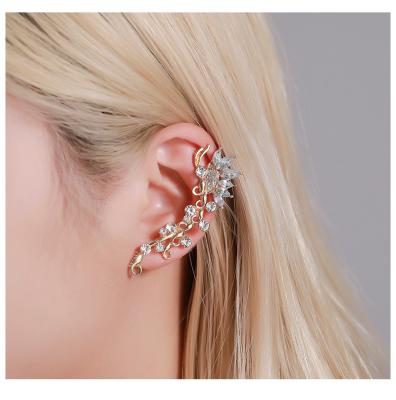 China Eco-Friendly Earrings Women Simple Ace Butterfly Clip On Earrings Set Statement Star Flower Earrings For Women 2021 for sale