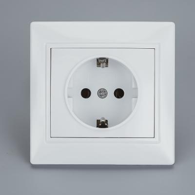 China German Anti-fire ABS standard 1 strip socket with grounding pole 2P+PE shucko earthing socket outlet for sale