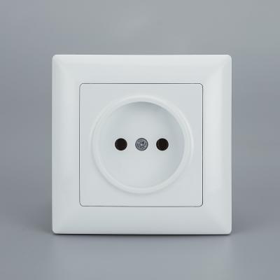 China High Quality Anti-fire ABS Single Socket One Plug With Earth Electrode Earthing Pole Wall Outlet for sale