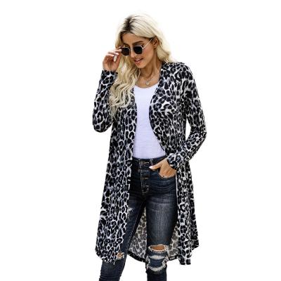 China Fashion breathable clothes for women 2021 plus size winter clothing loosely contrast patchwork cardigan medium length women outer wear for sale