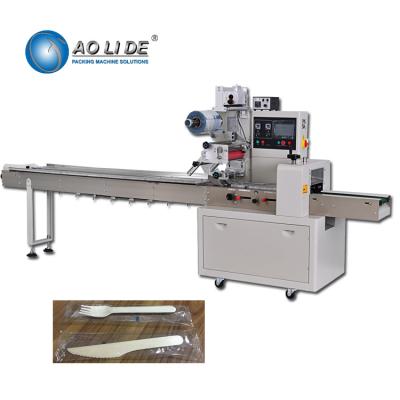 China Disposable Rotary Toothbrush  Packing Machine Semi Automatic 3920*670*1320mm for sale