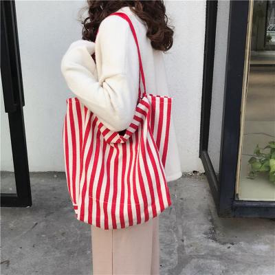 China Lady Hot Selling Luxury Fashion Stripe Printing Women's Designer Casual Handbags Handbags For Women for sale