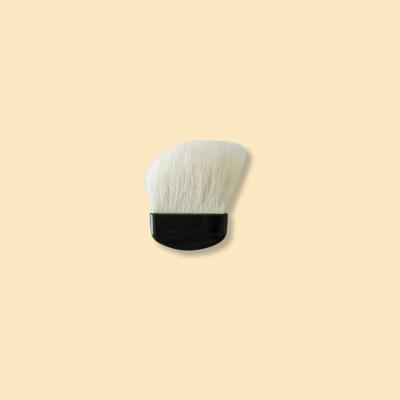 China Angular Blush Manufacturer Customized Mini Fiber Hair Brush Portable Small Flat Brush Blush Brush Handle Plastic Makeup Brush for sale