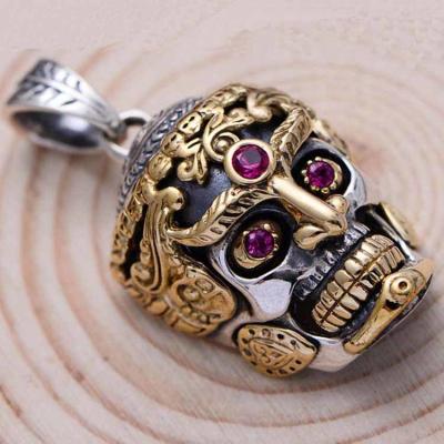 China Vintage 925 Silver Golden Tone Skull Pendant Women Men Necklace (N20180406) for sale