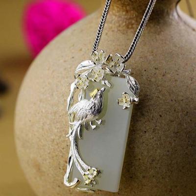 China 925 Sterling Silver Sculptured Flower Bird Natural Jade Pendant Necklace (DZ011049) for sale