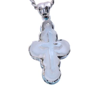 China Sterling 925 Silver Created Clear Crystal Cross Pendant Necklace Silver Rope Chain (N808065) for sale