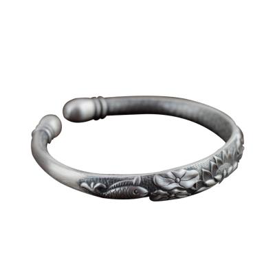 China Women Engraved Water Lily Buddhist Sutras Sterling Silver Cuff Bracelet (XH056241) for sale