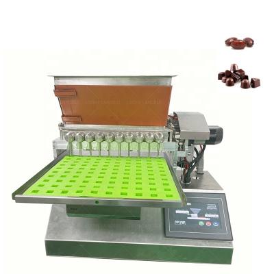 China Small Snacks Factory Table Top Chocolate Candy Making Machine Gummy Depositor Machine for sale