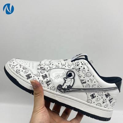 China Cushioning Wholesale Men Zapatos Original Basketball Fashion Unisex Sneakers Custom Logo Sneaker Designer Custom Luxury Men Shoes for sale