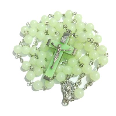 China Christian Catholic Rosary Religious Jewelry 8 mm diameter luminous rosary necklace and luminous rosary beads for sale