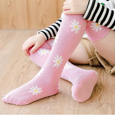 China Factory wholesale children's girls' daisy baby socks autumn and winter antibacterial high fashion socks cotton trend for sale