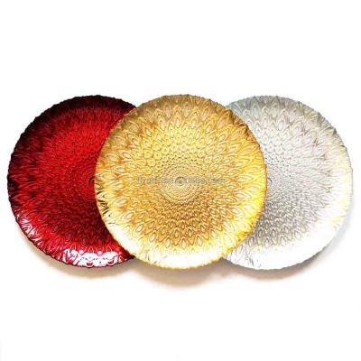 China Viable Wholesale Decorative Inexpensive Charger Plates Glass With Gold To Wedding for sale