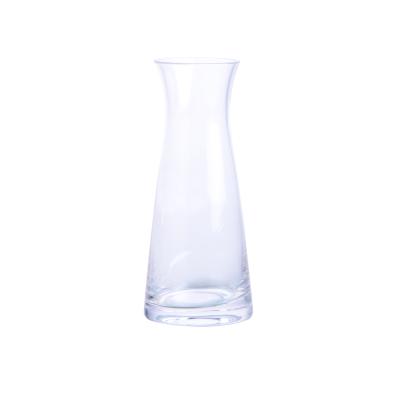 China Made Of Pure White Classic Porcelain Bar Wine Decanter Glass for sale