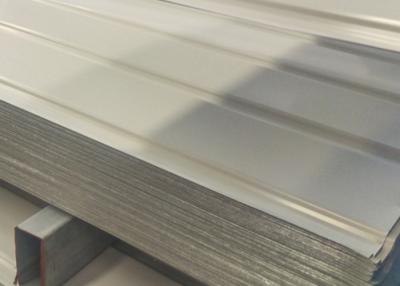 China Zinc Coating Pre Coated Roof Sheets , Width 665 - 920mm Galvanised Corrugated Sheets for sale