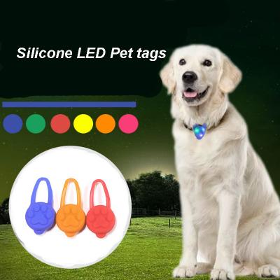 China Waterproof Silicone LED Light Pet Collar Clip On Light Dog Collar Pet Safety Night Light for sale