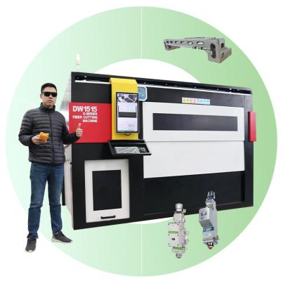 China IPG 500w 1000w 1.5KW 2000w 4Kw 6000w laser cutting machine Full-enclosed laser cutting machine fiber tube laser cutting machine metal for sale