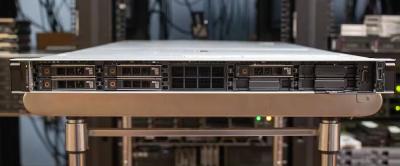 Китай Сервер Dell PowerEdge R660 Intel Xeon Gold 8470N Базы данных HDD и сервер с аналитической стойкой продается