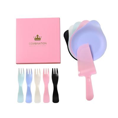 China Disposable Plastic Water Drop Dish Personalized Birthday Party Tableware Knife and Fork Stocked High End Set for sale