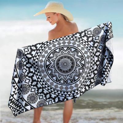 China Wholesale Custom Sand Free Recycled Microfiber Beach Towel With Pocket Towel for sale