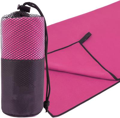 Chine Tissu imprimé sur mesure séché rapidement séchage rapide salle de sport Yoga Sports serviette en microfibre avec sac à mailles à vendre