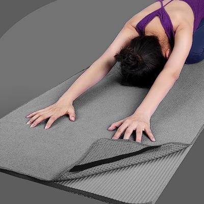 China Customised Quality Microfibre Gym Quick Dry Towel Sport Towel Fitness Towel With Zip Microfiber Yoga Towel for sale