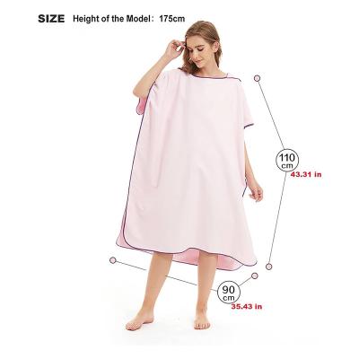 Chine Embroidery de logo personnalisé Adult Hooded Towel Surf Microfiber Poncho Towel Beach Changing Towel Beach Poncho à vendre