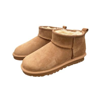 China 2021 Durable Wholesale Women's Snow Fur Boots Warm Cotton Shoes Ladies Flat Shoes Cute Winter Shoes For Women for sale