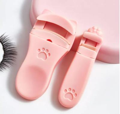 China New Cuteness Mini Make Up Tool Plastic Colorful Cosmetic Custom High Quality Eyelash Curler for sale