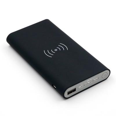 China Dual USB Port External Power Bank 8000mAh Battery Charger Radio Charging Power Bank for sale