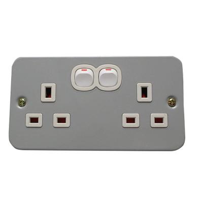 China Metal+copper+plastic Bakelite British standard wall switch and UK standard British standard wall socket switch outlet 13a UK standard wall socket for sale