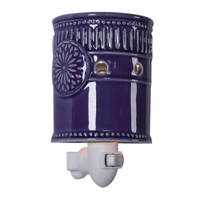 China Candle Heater/Electric Wall Plug Oil Burner In Wax Tart Warmer Home Decorative Oil Burner for sale