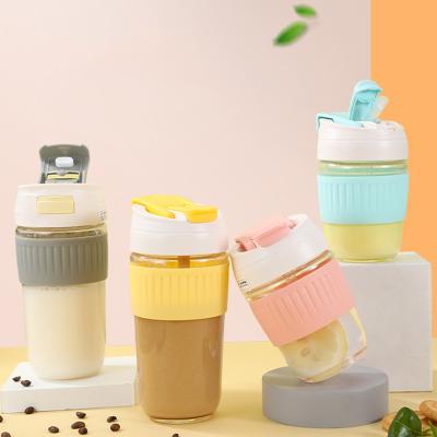 China Flypeak 350ml 500ml viable glass water bottles suppliers manufacture borosilicate silicone sleeve glass water bottle with straw for sale