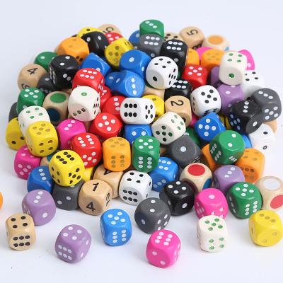 China Fashionable wholesale custom polyhedral die cut logo 4 dice casino board table game dice set dnd wooden dice for sale