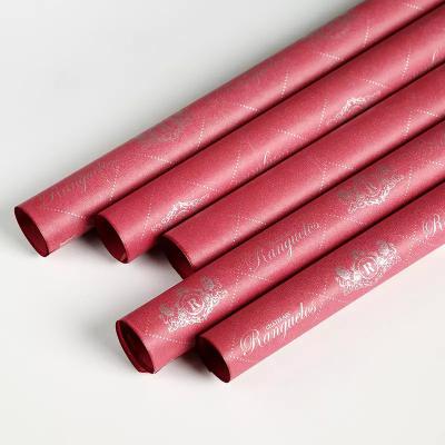 Chine Le cadeau heureux rouge de chaussure de couleur d'impression faite sur commande amincissent le papier de soie de soie d'emballage 17g pour l'empaquetage à vendre