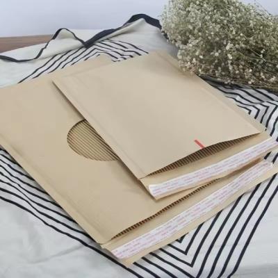 Κίνα Customized Honeycomb Corrugated Cushion Poly Mailer Padded Shipping Envelopes Kraft Paper Bubble Mailing Bags προς πώληση