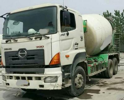 China HOWO Concrete mixer truck and ZOOMLION HINO Used Concrete Mixer Truck 10 CBM for sale