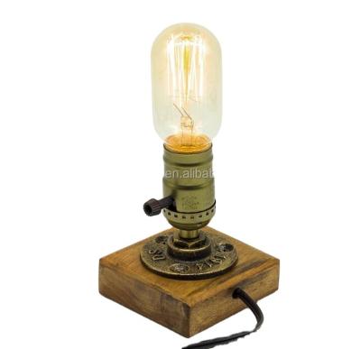 China European style steampunk attic vintage style water pipe table lamp industrial home decor for sale