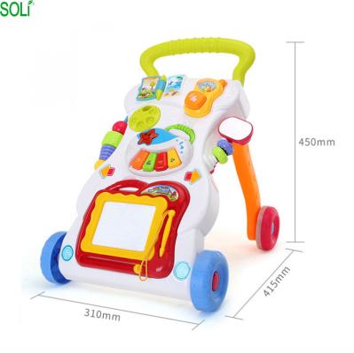 China Environmental Hot Selling Amazon Materials Baby Carts Multifunctional Baby Walkers 0-1 Years Baby Toys Gift Water Tank for sale