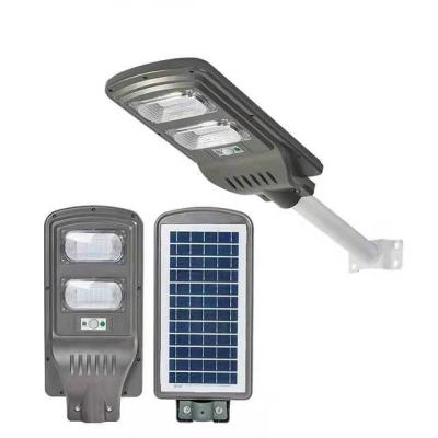 China Garden Solar Panel Energy Saving IP65 Battery Waterproof 40 Watt Solar Led Street Light for sale