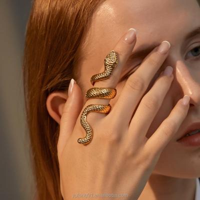 China Exaggerated Cool Long Men's Snake Ring Vintage Punk Style Metal Animal Snake Ring Exaggeration Cool Handsome Ring for sale