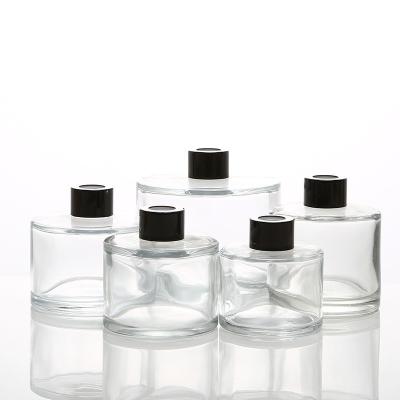 China Decorative Hotel Empty Black Cap Round 200ml Diffuser Bottle for sale