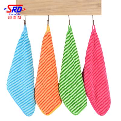 China 2020 Wholesale Kitchen Promotion Safe Hanging Cardboard Coral Fleece Hand Towel for Gift Kids for sale