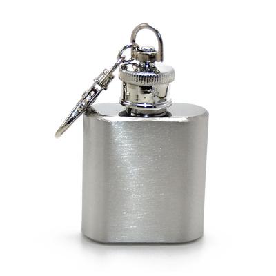 China Who respects the environment; 1oz Stainless Steel Portable Hip Flask Metal Hardware Mini Hip Flask With Key Stocked Silver Chain for sale