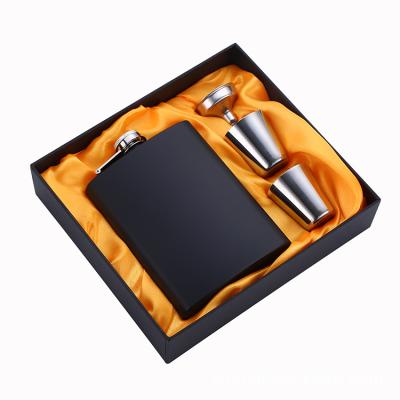 China Minimalist 6OZ Stainless Steel Hip Flask Gift Set With Funnel And 2Pcs Shot Glass for sale