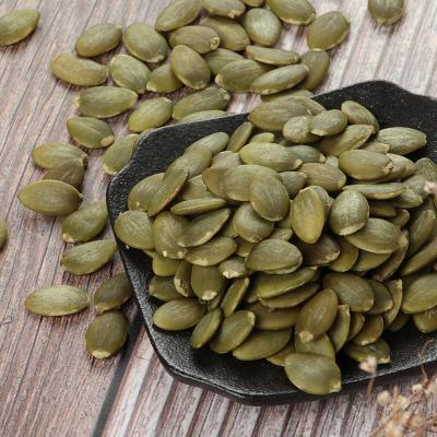 China 2021 Pumpkin Seeds Dry Skin Peel Pumpkin Seeds Wholesale Pumpkin Seed Kernels Snack Packing Healty Food for sale