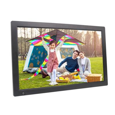 China Digital Clock Picture Frame 7 Inch Electronic Photo Frame High Resolution Widescreen Display - Photo / VCR With Remote Control for sale