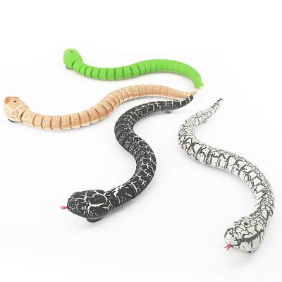 China Toy Simulation Rattlesnake IR Plastic RC Scary Radio Prank Trick Gift Kids Remote Control Snake for sale