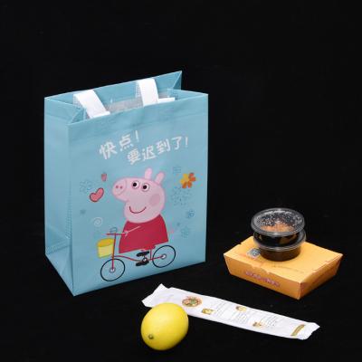 China Recyclable Takeaway Pack Pad Logo Printing Nonwoven Bag for sale