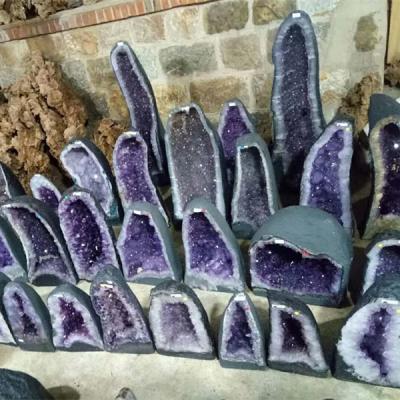 China Europe Natural Amethyst Crystal Geode With Good Quality for sale