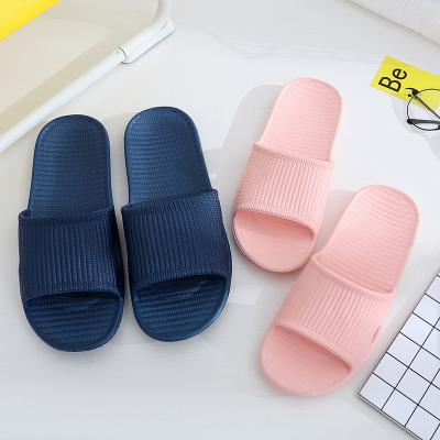 China 2021 New Durable Single Slippers Home Bathroom Couples Thick-soled Home Sandals Female And Slippers Men's Slippers for sale